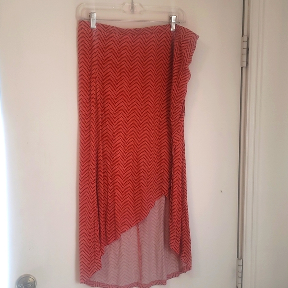 attention Dresses & Skirts - High low skirt